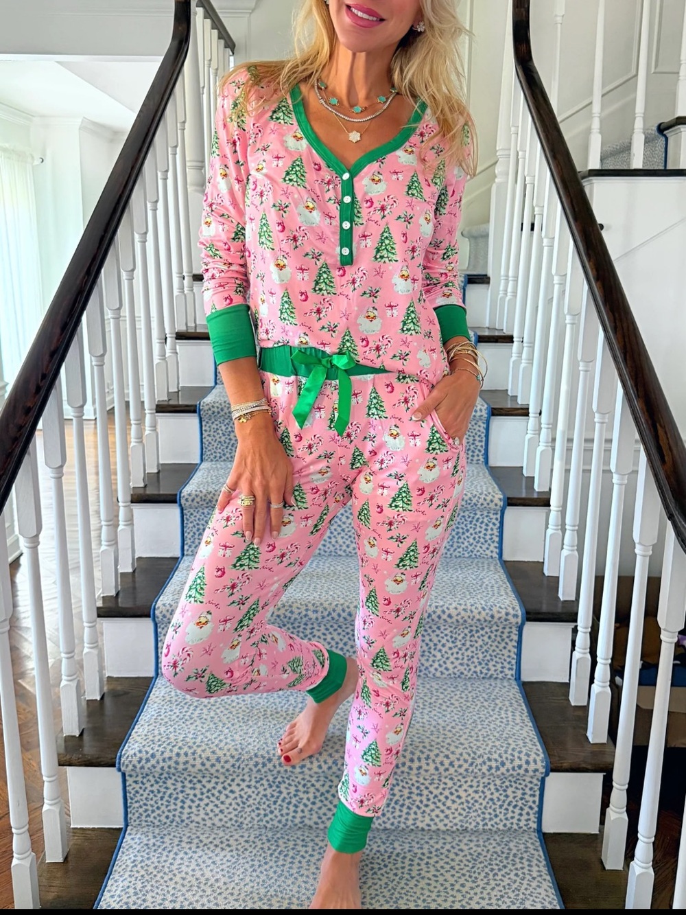 NWOT Jordann’s Jammies Pink Christmas Pajama Set with Green Trim